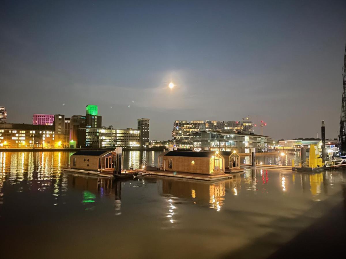 Wikkelboats At Floating Rotterdam Rijnhaven Villa Exterior photo